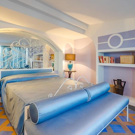 Borgo Dei Saraceni - Domus Indomita Bed & Breakfast Агрополи Екстериор снимка