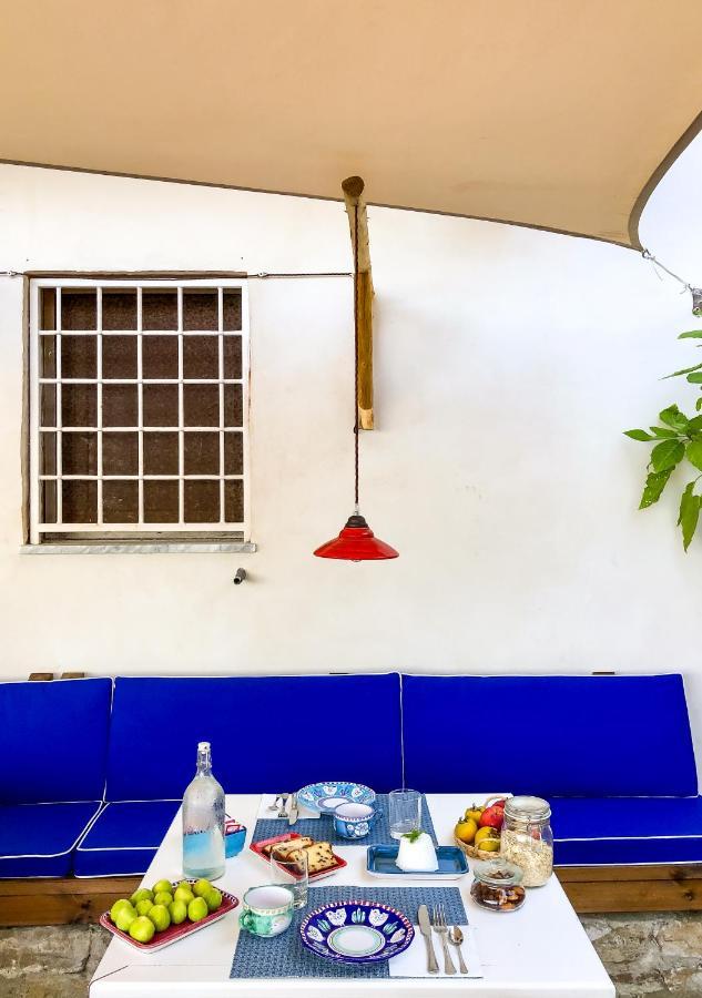 Borgo Dei Saraceni - Domus Indomita Bed & Breakfast Агрополи Екстериор снимка