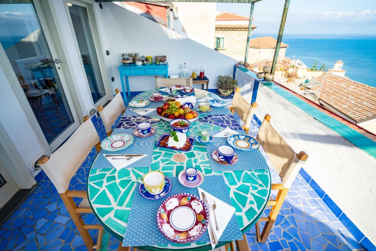 Borgo Dei Saraceni - Domus Indomita Bed & Breakfast Агрополи Екстериор снимка