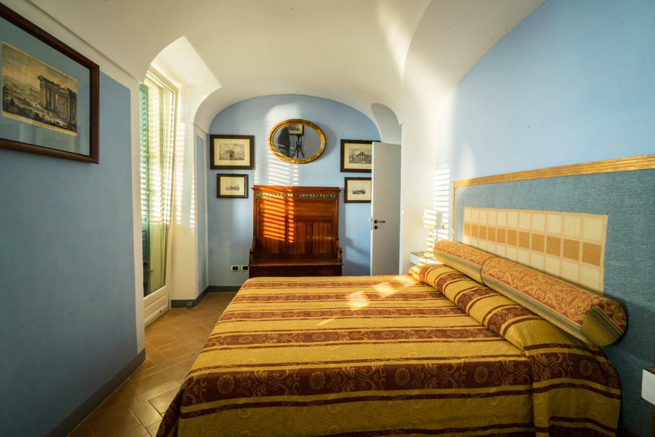 Borgo Dei Saraceni - Domus Indomita Bed & Breakfast Агрополи Екстериор снимка