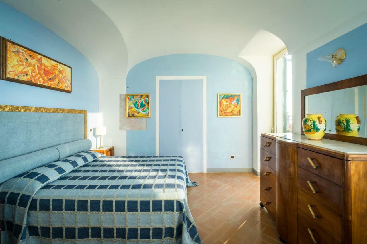 Borgo Dei Saraceni - Domus Indomita Bed & Breakfast Агрополи Екстериор снимка