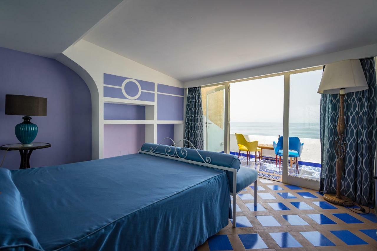 Borgo Dei Saraceni - Domus Indomita Bed & Breakfast Агрополи Екстериор снимка